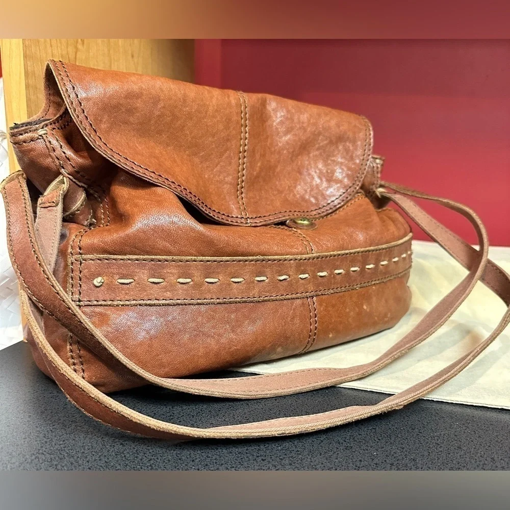 Lucky Brand Brown Italian Leather Shoulder Bag Double Handle Fold Over Closure - Picture 3 of 16